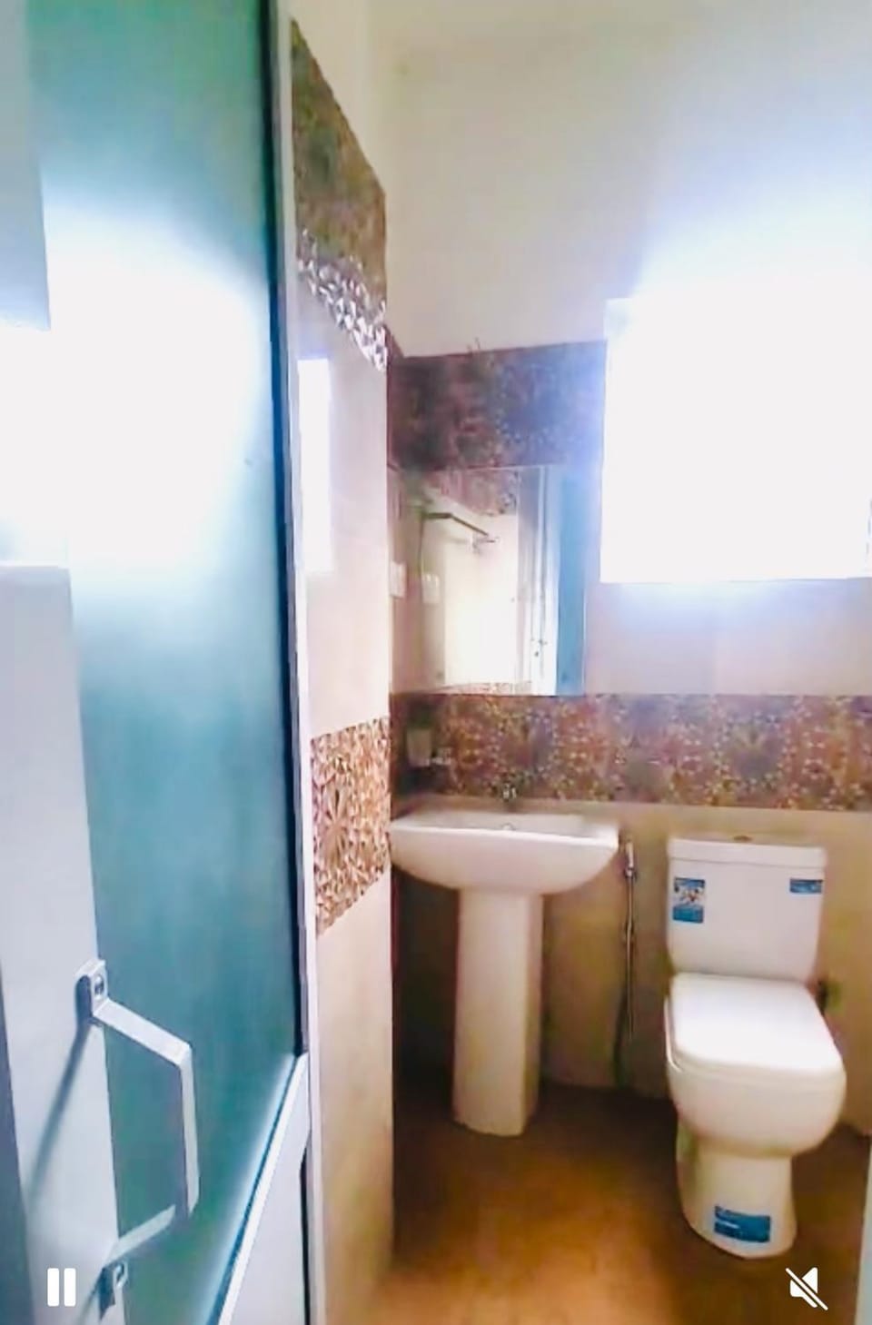 Priya Jeewaka J pura Capsule hotel in Western Province