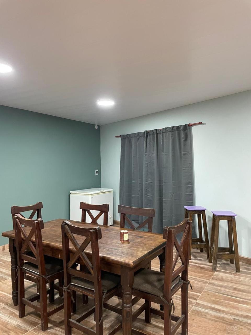 Dining area, On site