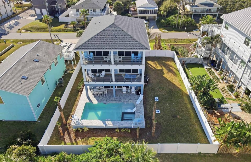 Ocean Views Beach Optional Heated Pool & Spa House in Palm Coast