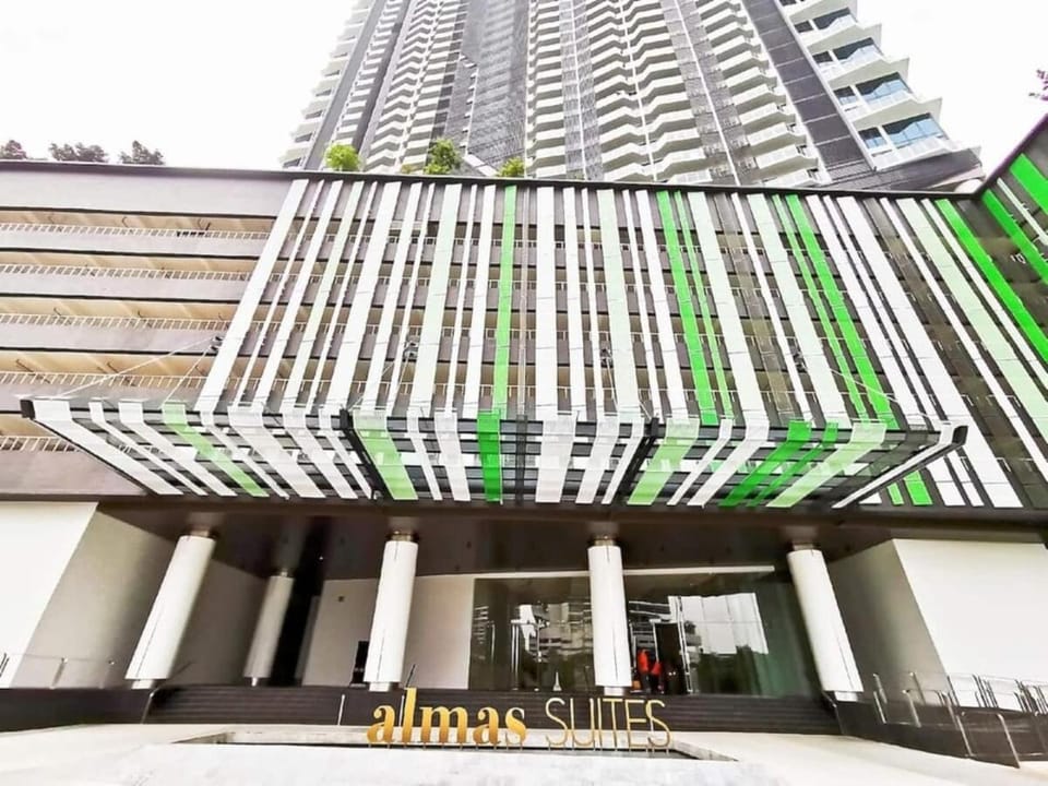 Almas Couple Urban Retreat Puteri Harbour BySTAY Apartment in Johor