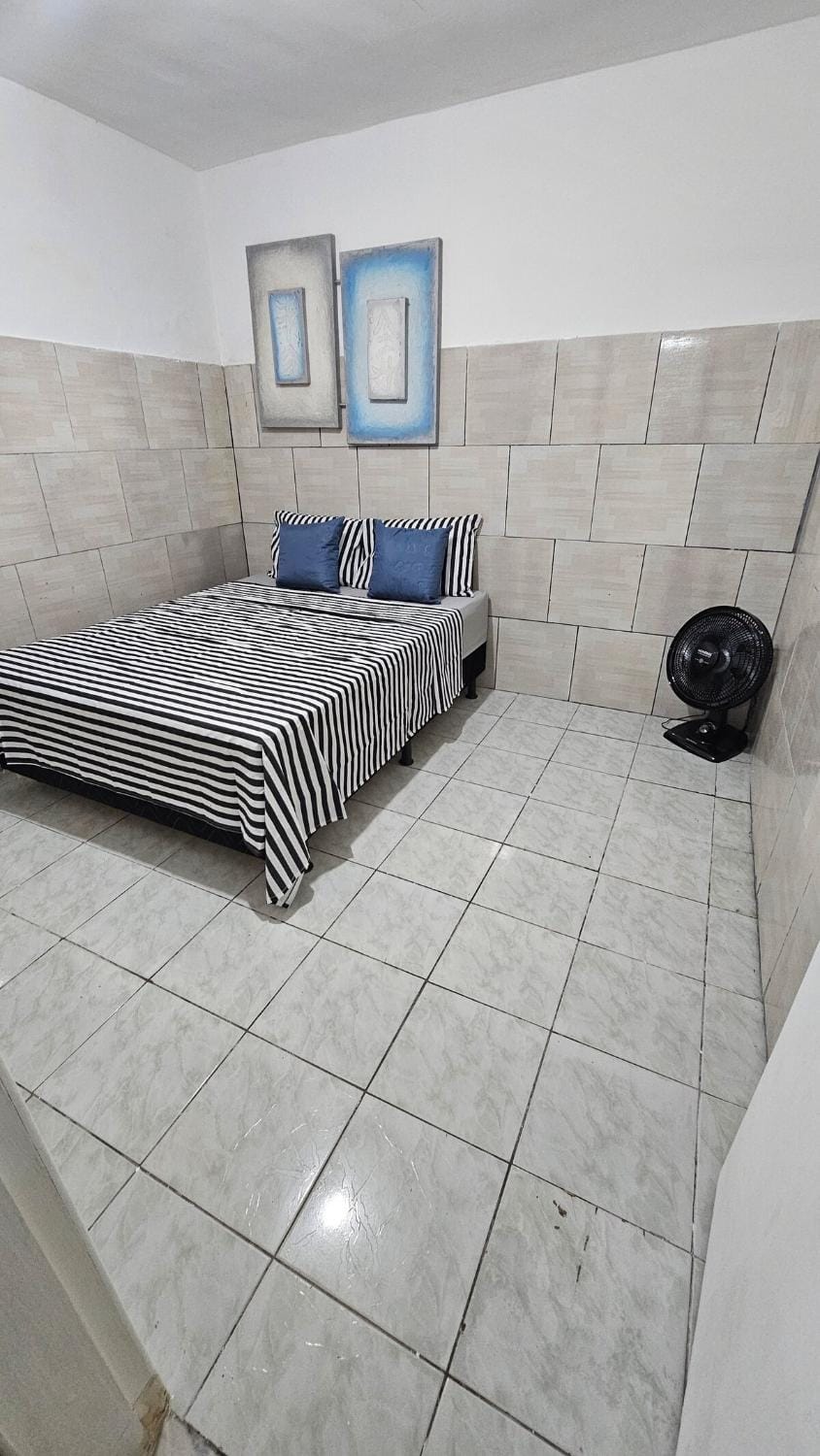 Casa com 1 Quarto e Garage - Alto da Cruz, Camaçari House in Camaçari