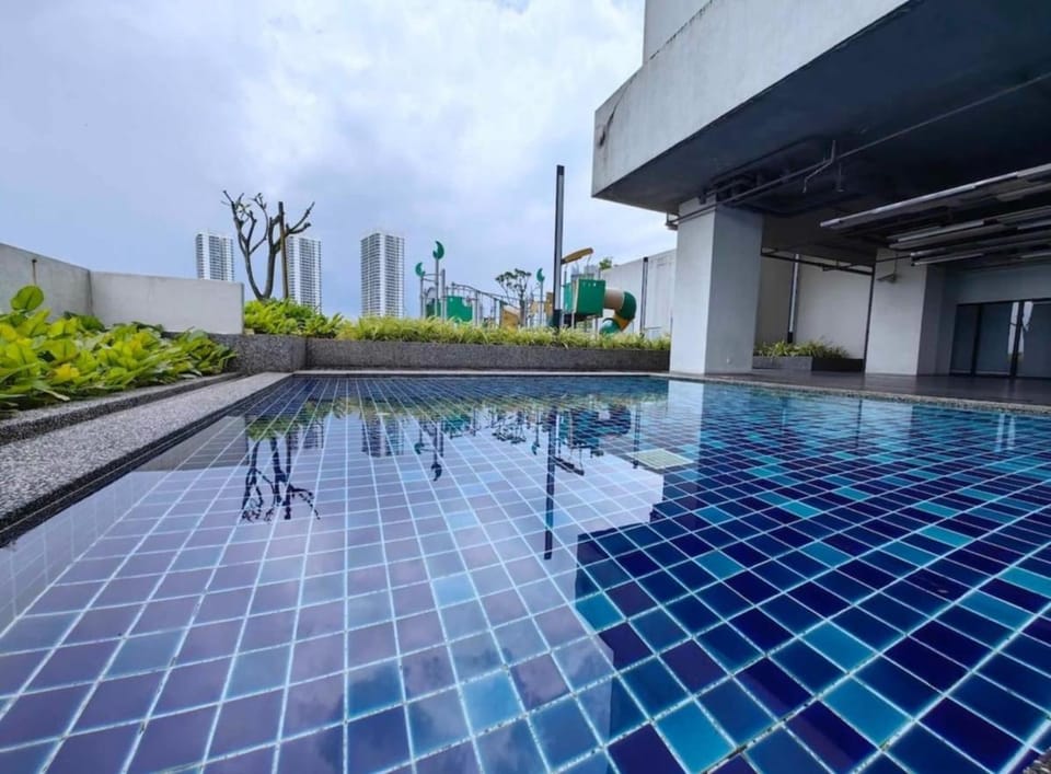 Meridin Sovo Industrial Style Suite Netflix By STAY Apartment in Johor