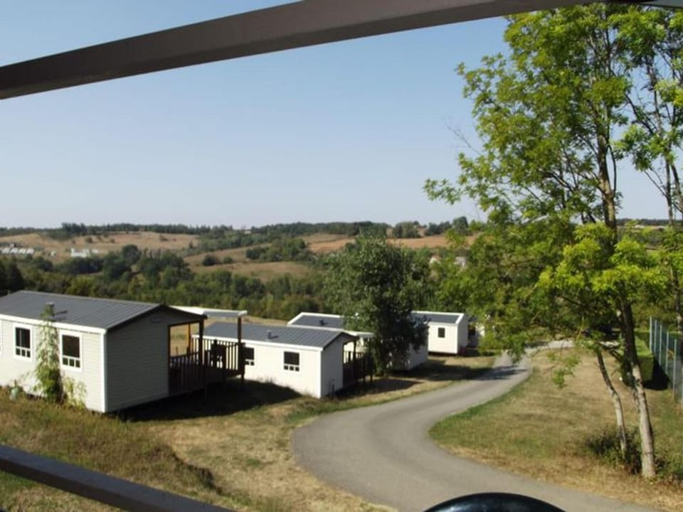 Chalet avec Terrasse, 3 Chambres, 8 Personnes - API-1-52-376 Campground/ 
RV Resort in Auvergne-Rhône-Alpes
