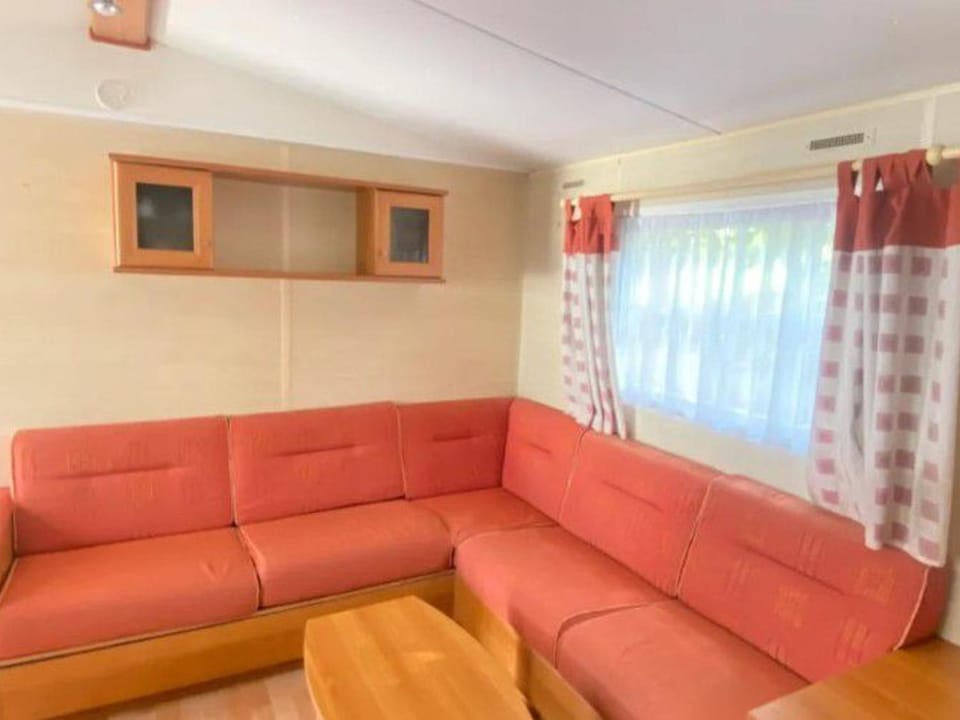 Mobil home avec Terrasse - 6 pers - Confort à Grand-Serre - API-1-52-536 Campground/ 
RV Resort in Auvergne-Rhône-Alpes