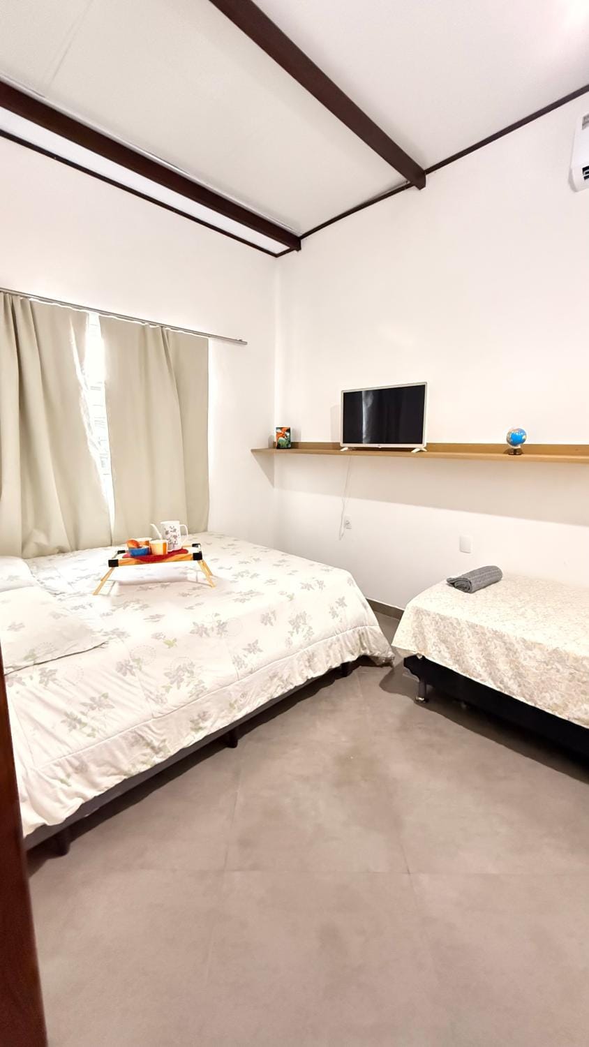 Apto bem localizado, novinho e com AR Apartment in Florianopolis