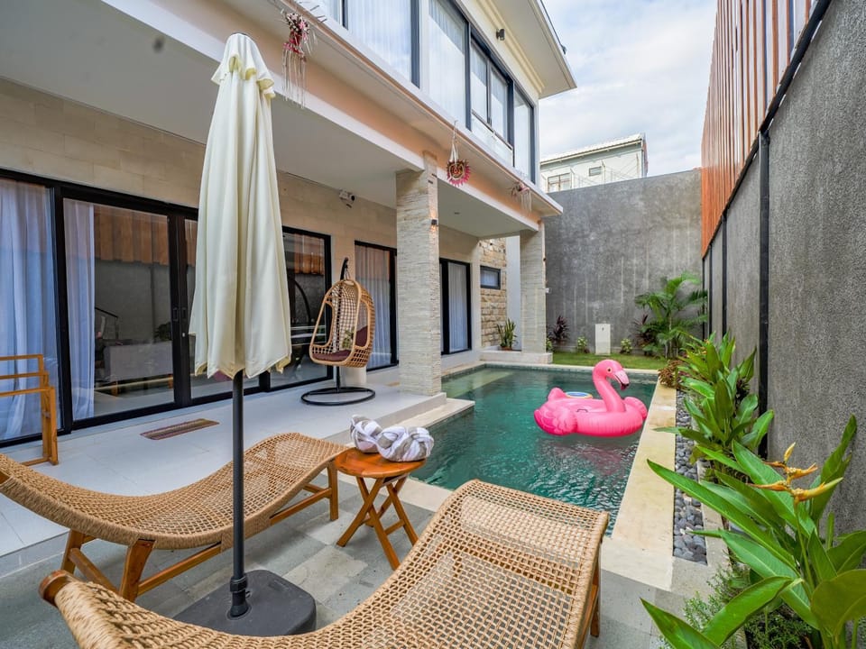 Brand New Villa Caracola Seminyak Villa in Kuta