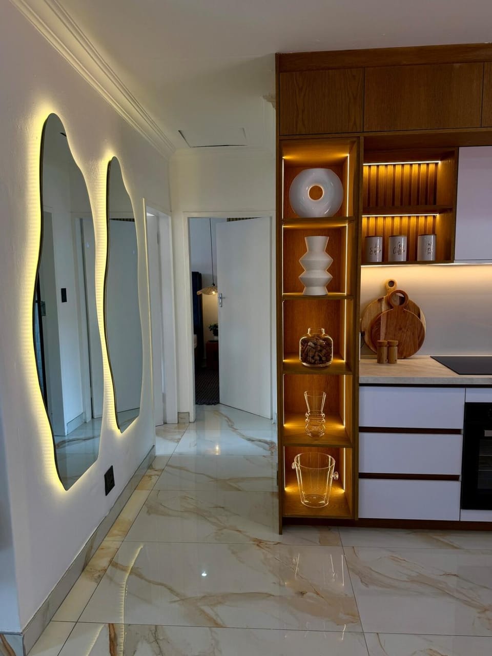 Stylish Modern Luxe Stays Pretoria East Apartment in Pretoria