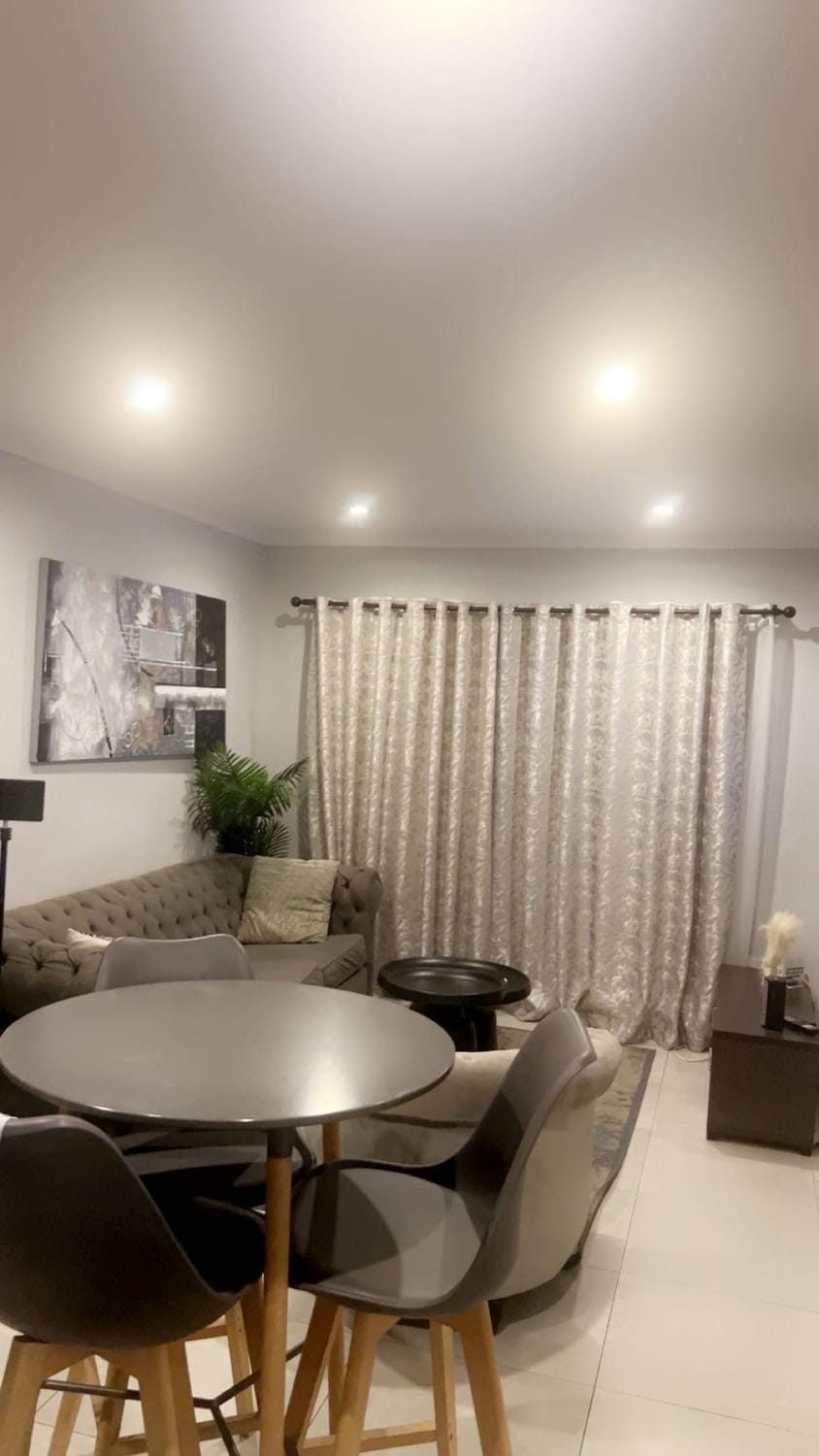 Smart and elegant space Apartment in Cape Town