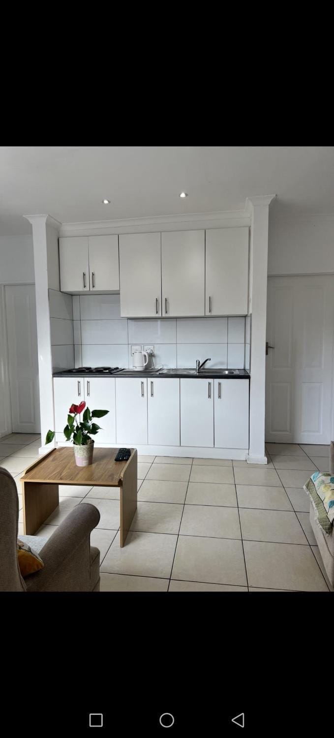 Cosy Destiny Apartment in Port Elizabeth