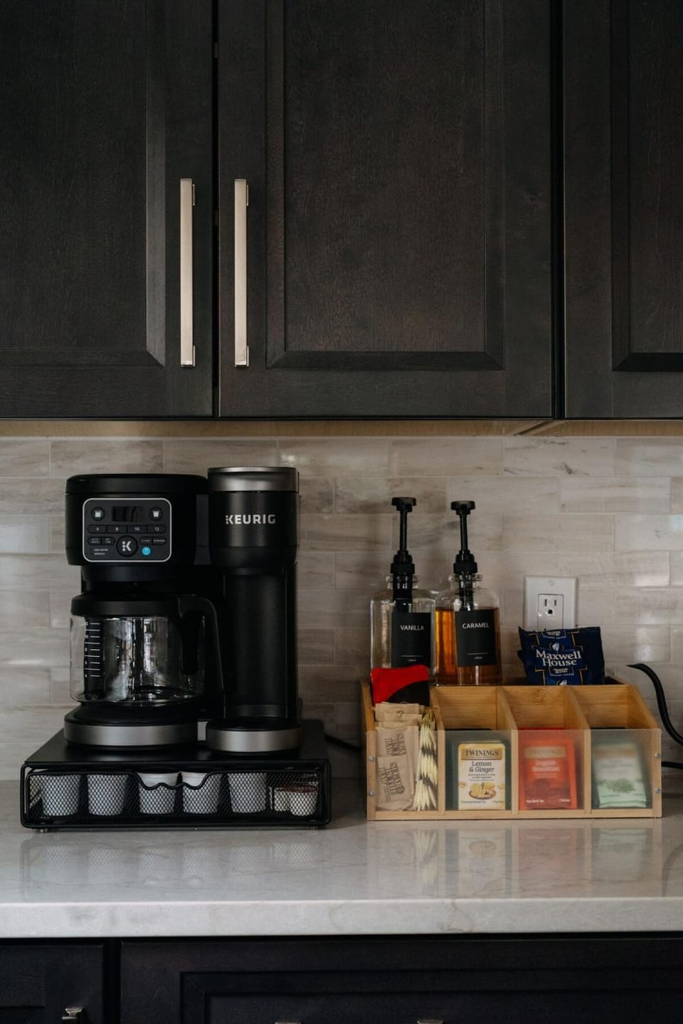 Coffee/tea facilities, Kitchen or kitchenette