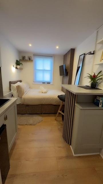 Cosy central studio close to local attractions Apartment in London Borough of Camden