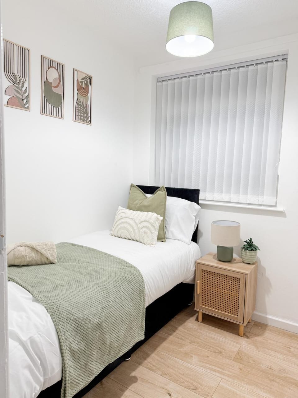 Modern 3BR House Near Bolton & Manchester House in England