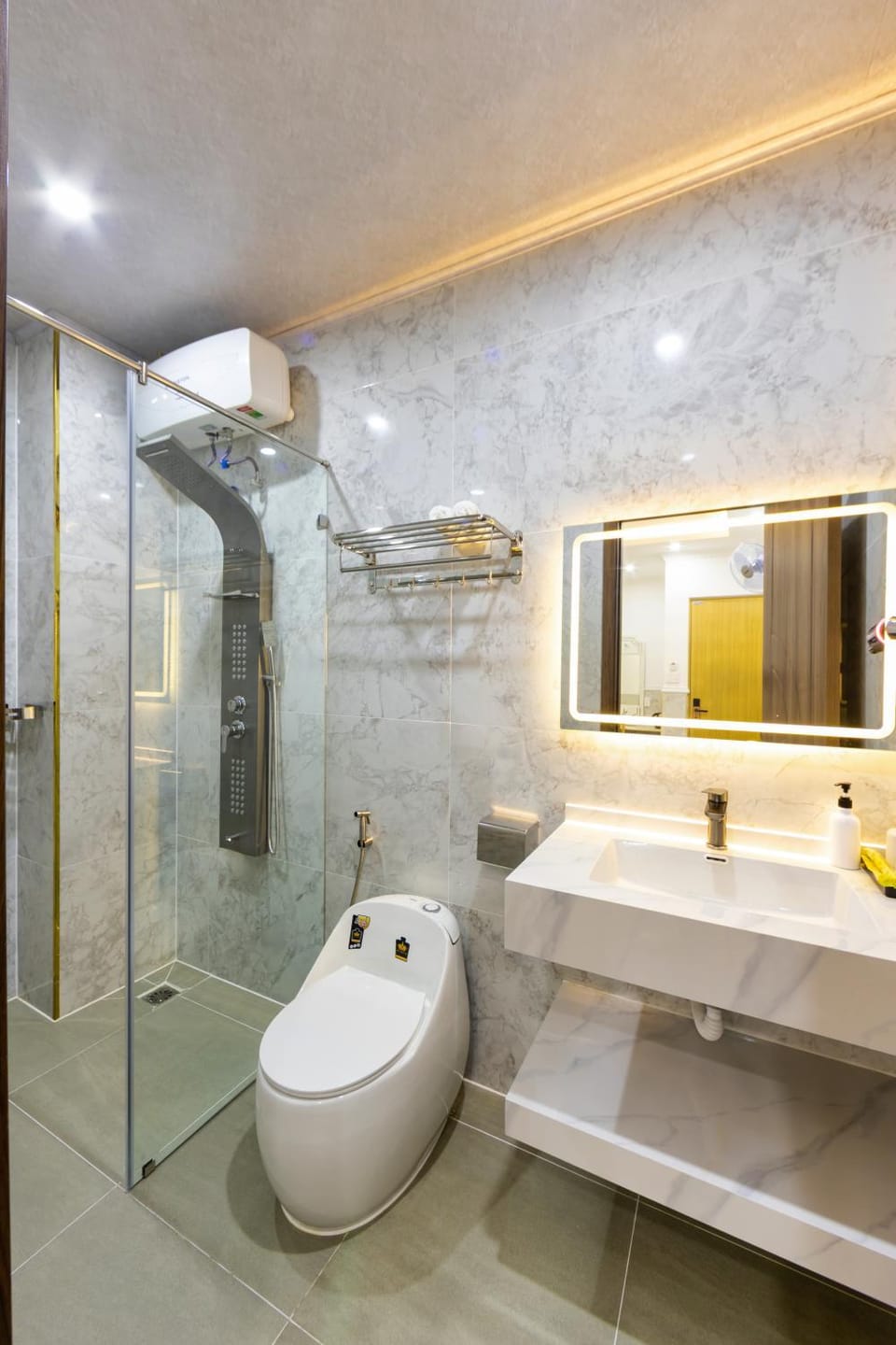 Shower, bidet