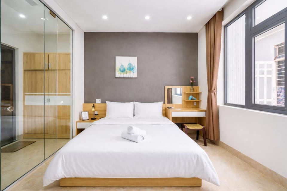 Bed, Photo of the whole room, wardrobe