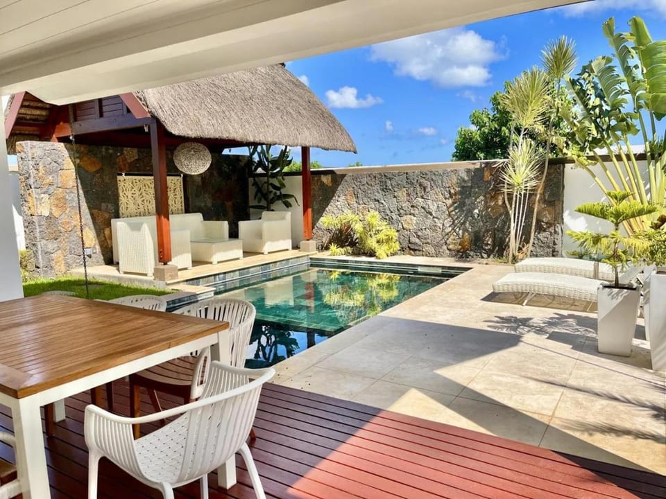 Garden view, Pool view