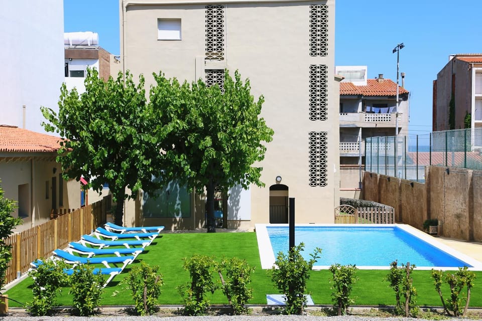Garden, Swimming pool