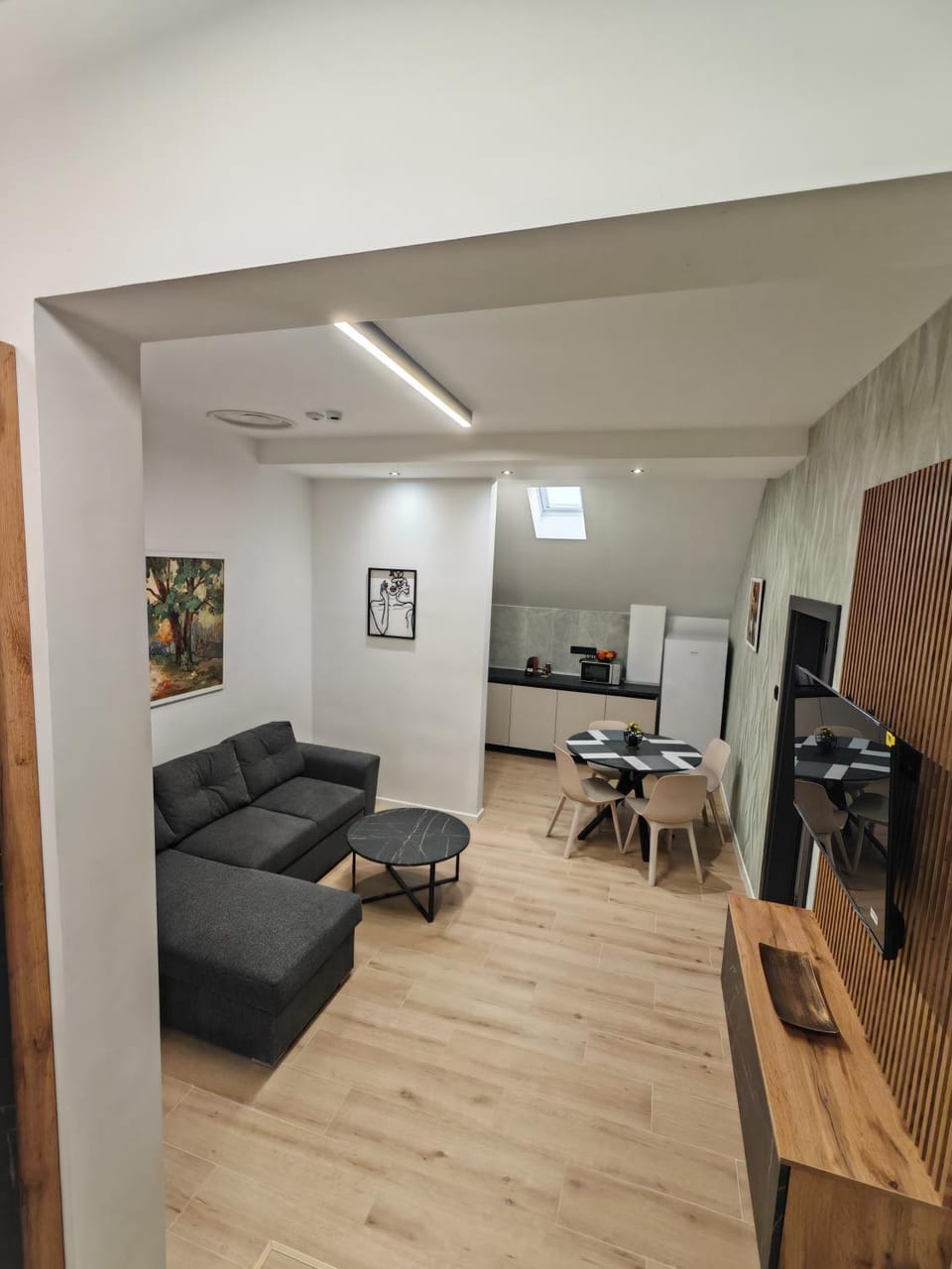 44roomsMarghita Apartment hotel in Romania