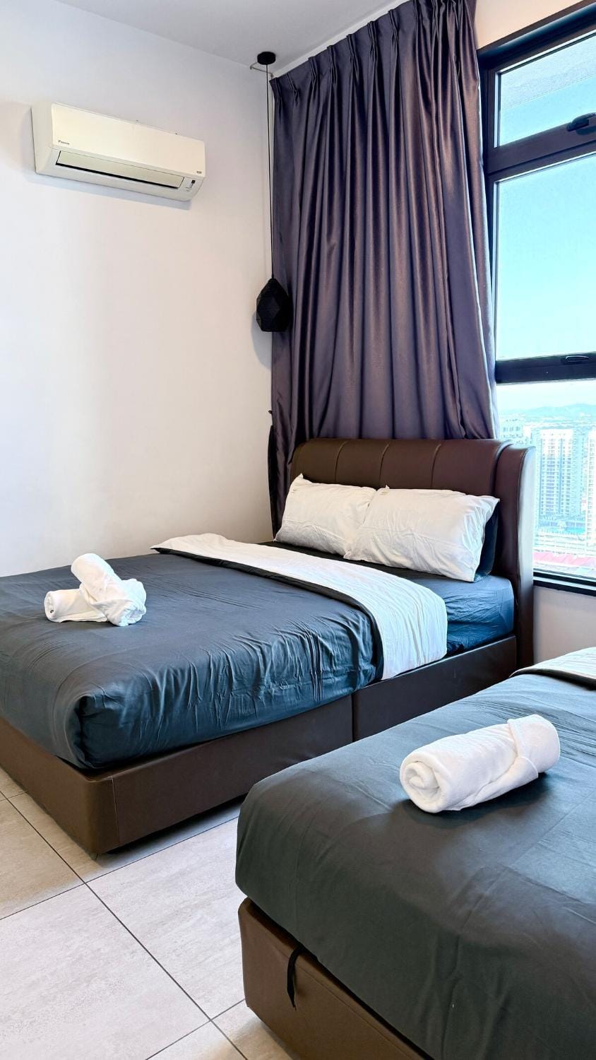 Bed, Bedroom, air conditioner