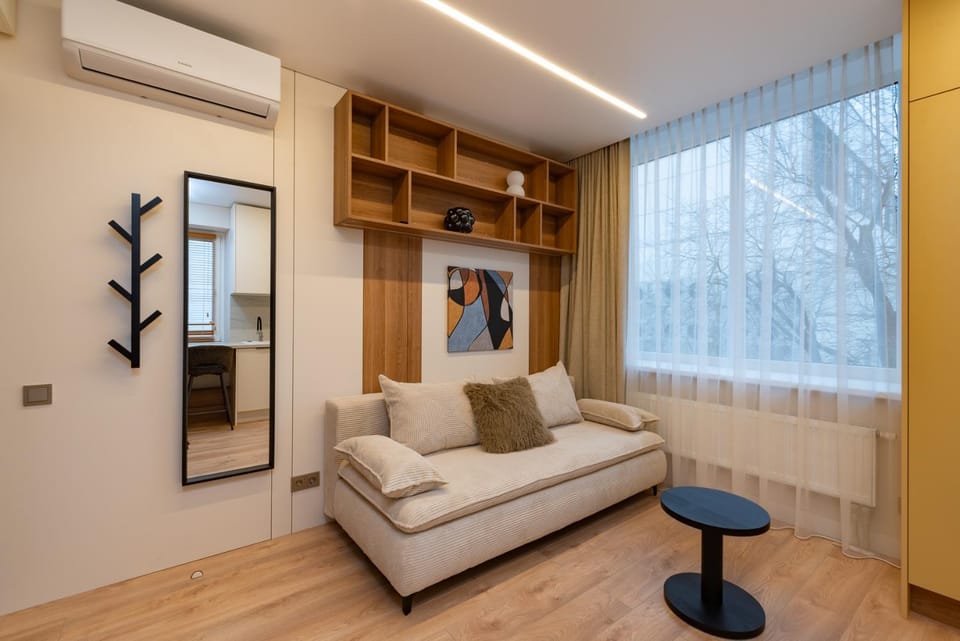 Living room, Seating area