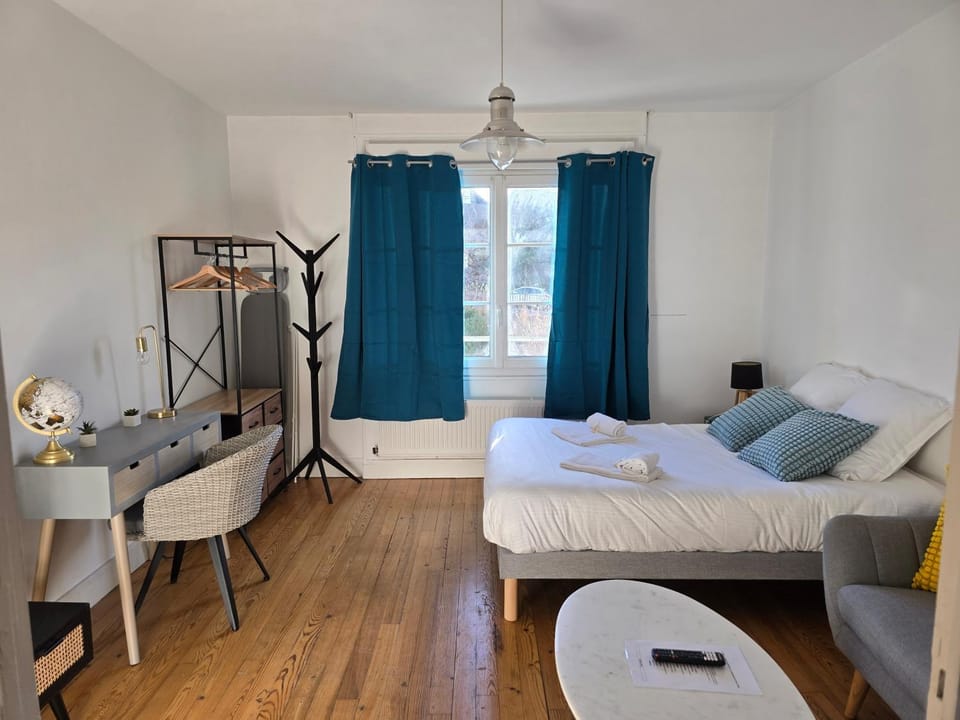 Izar-SILS Apartment in Caen