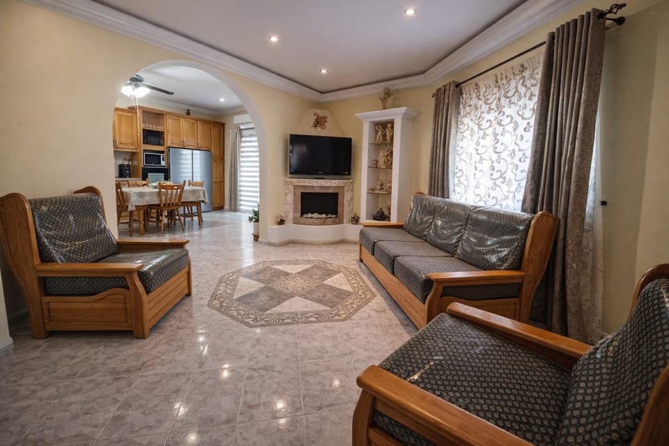 TV and multimedia, Living room