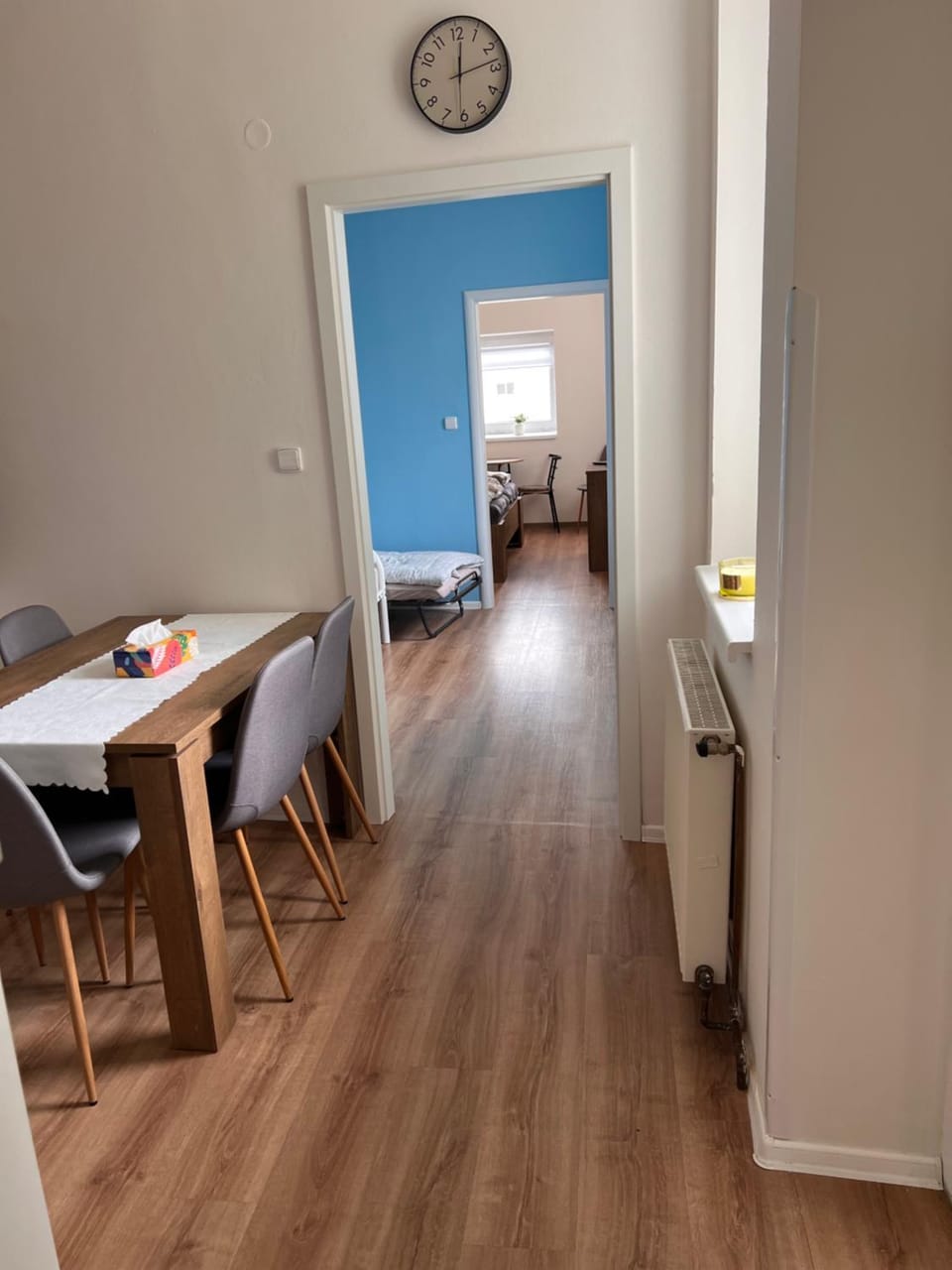 Bed, Photo of the whole room, Dining area, Bedroom