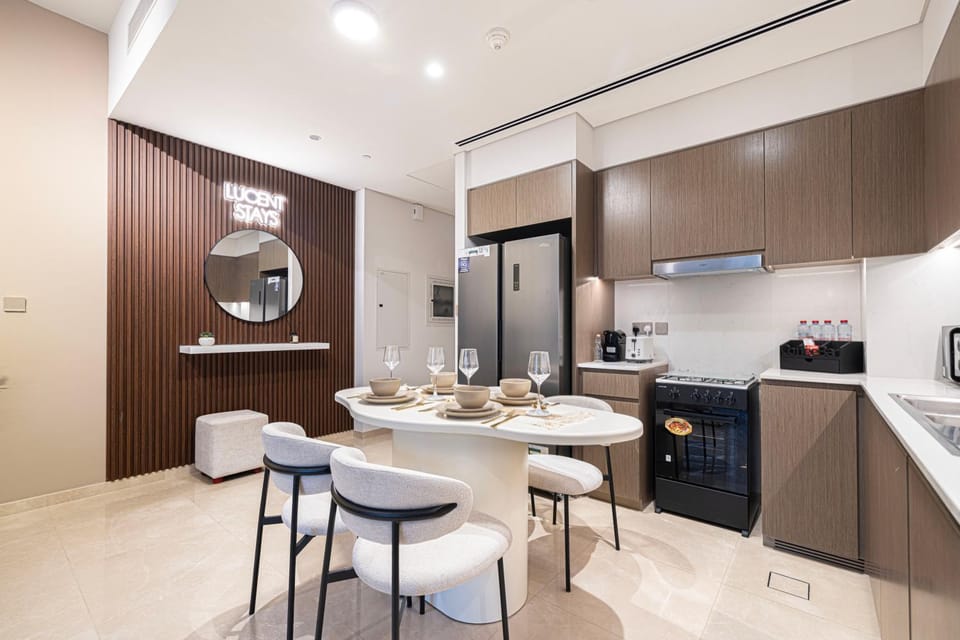 Burj Khalifa Front Ultra Luxe Designer Residence Apartment in Dubai