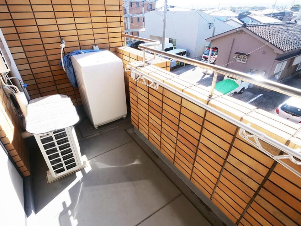 Balcony/Terrace, washing machine