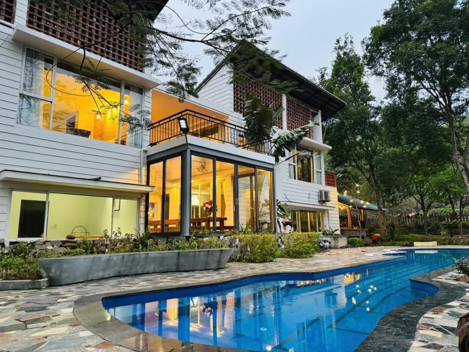 Guitar DC Homestay Suitable for 12 to 18 people House in Hanoi