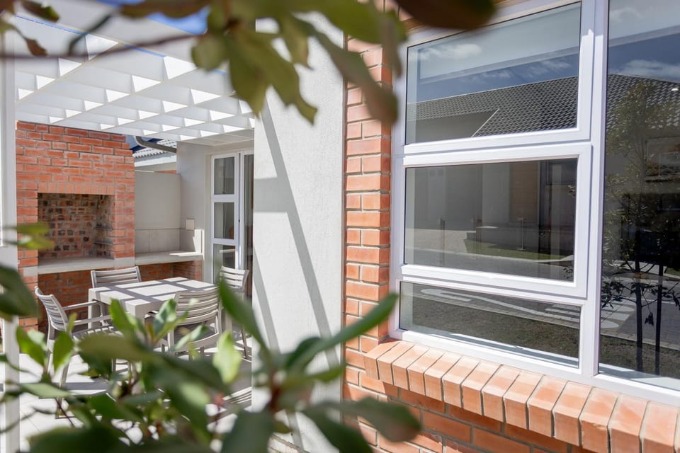 Property building, Patio, Day, View (from property/room), Balcony/Terrace