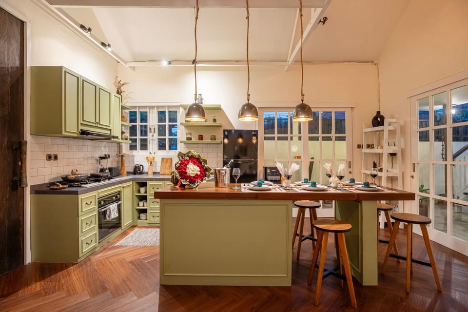 Kitchen or kitchenette, stove, kitchen, kitchen