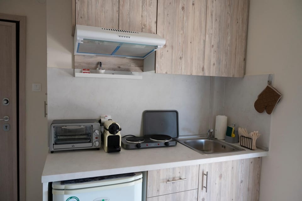 Kitchen or kitchenette, stove
