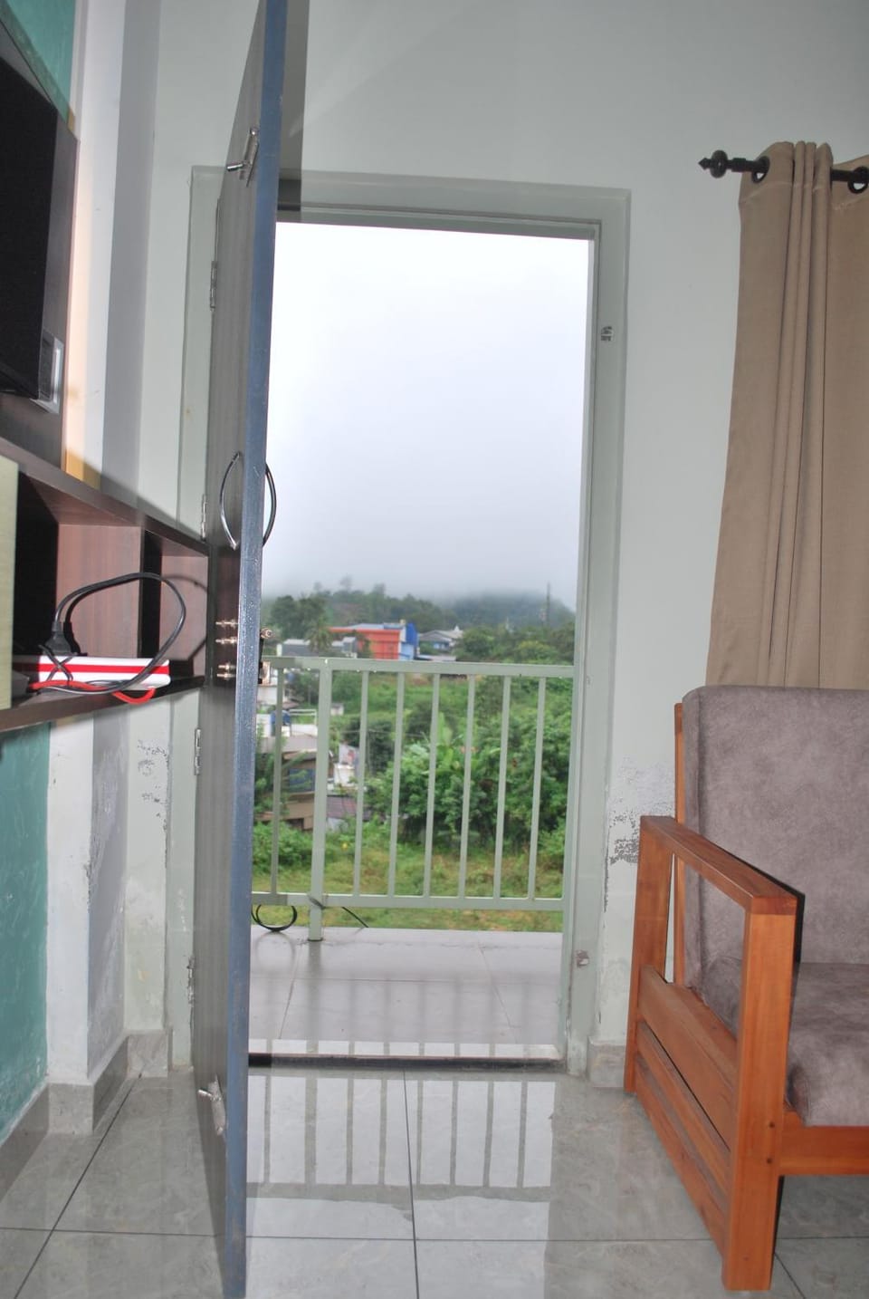 Vista Chembra Service Apartment 20B Apartment in Kerala