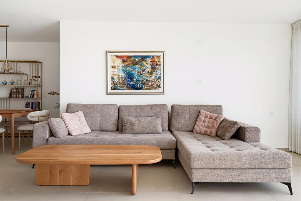 Communal lounge/ TV room, Living room, Seating area