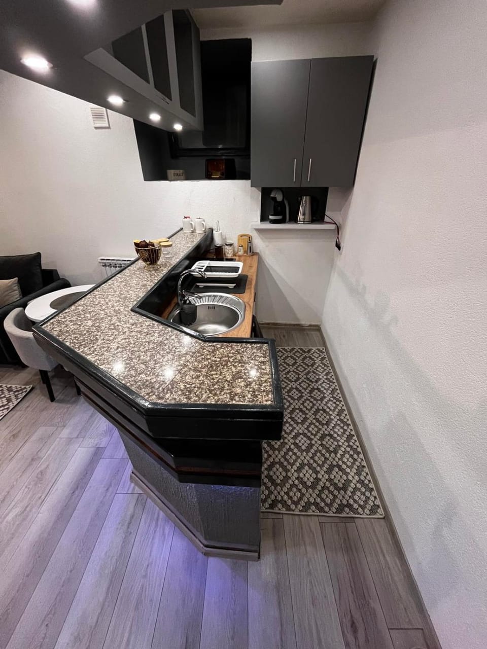 Kitchen or kitchenette