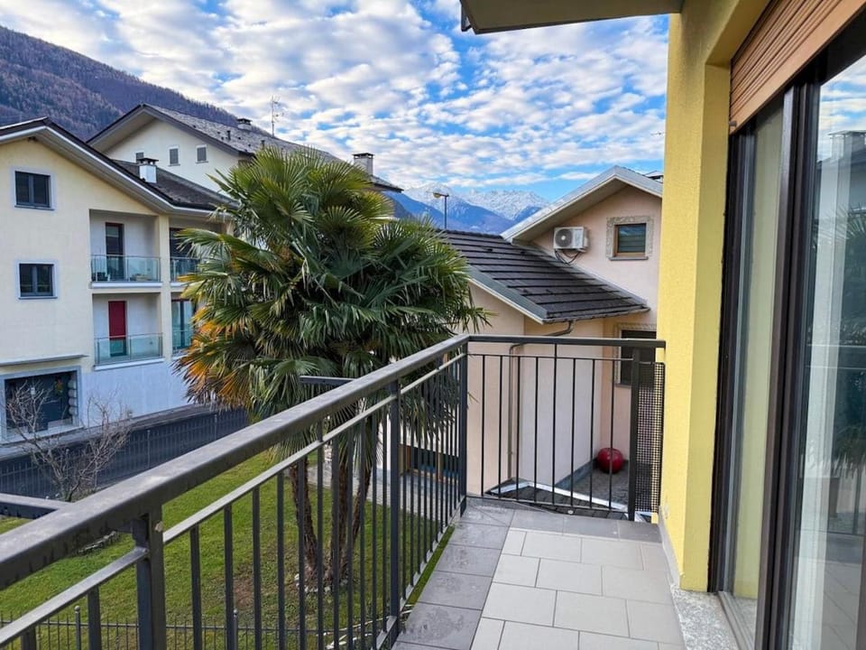 View (from property/room), Balcony/Terrace