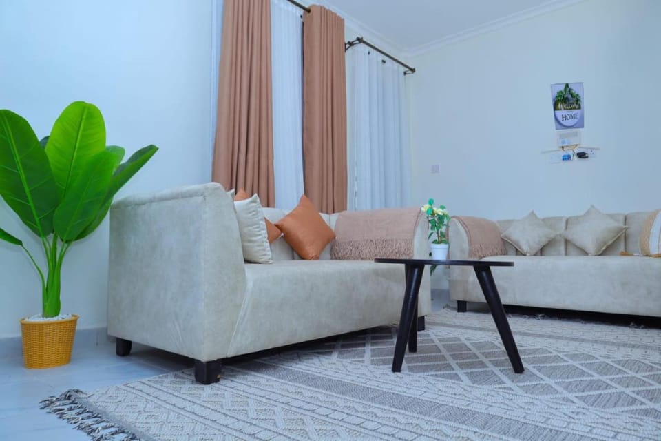 Luxe living suites Bed and Breakfast in Nairobi