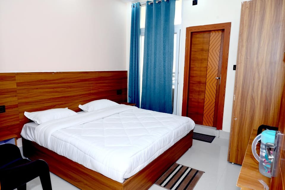 Divine Kunja Homestay Vacation rental in Rishikesh