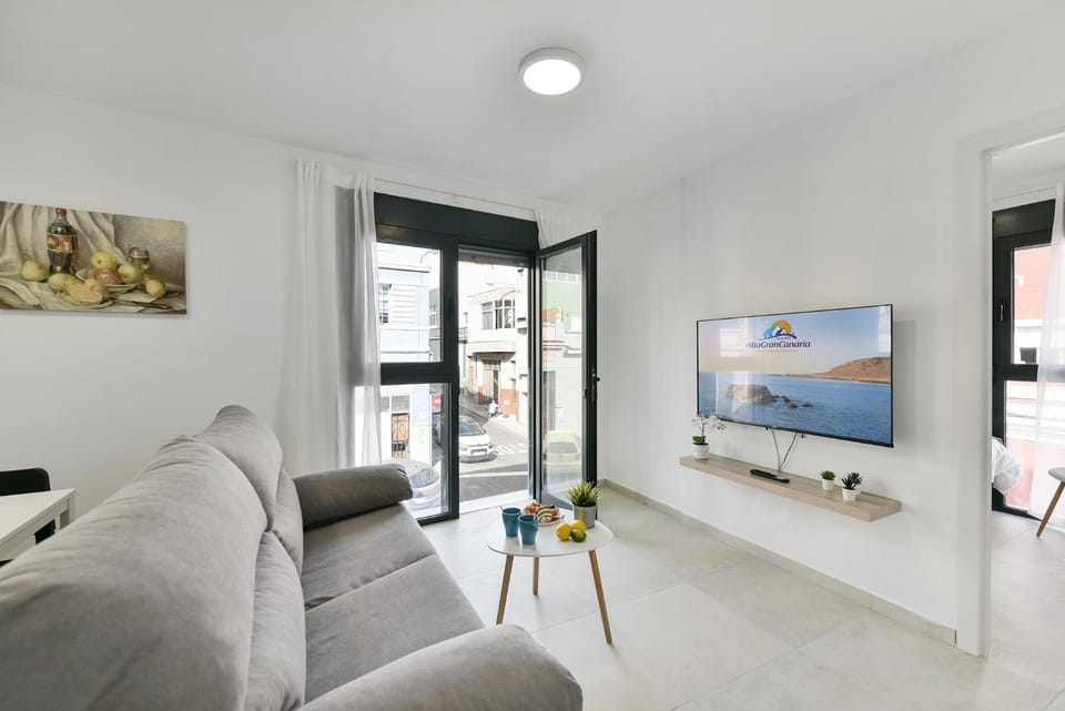 Communal lounge/ TV room, TV and multimedia, Living room, Seating area