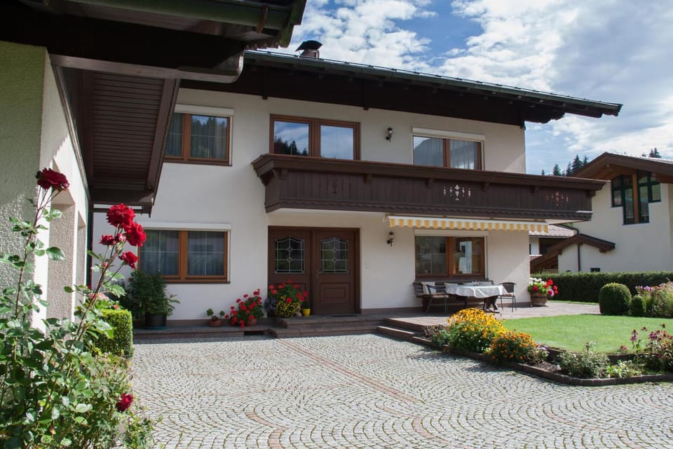 Chalet Veronika Apartment in Salzburgerland