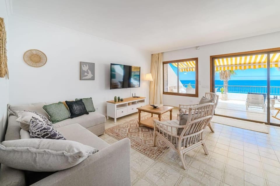 Sunset Dreams by Dream Homes Tenerife Apartment in Acantilados de Los Gigantes