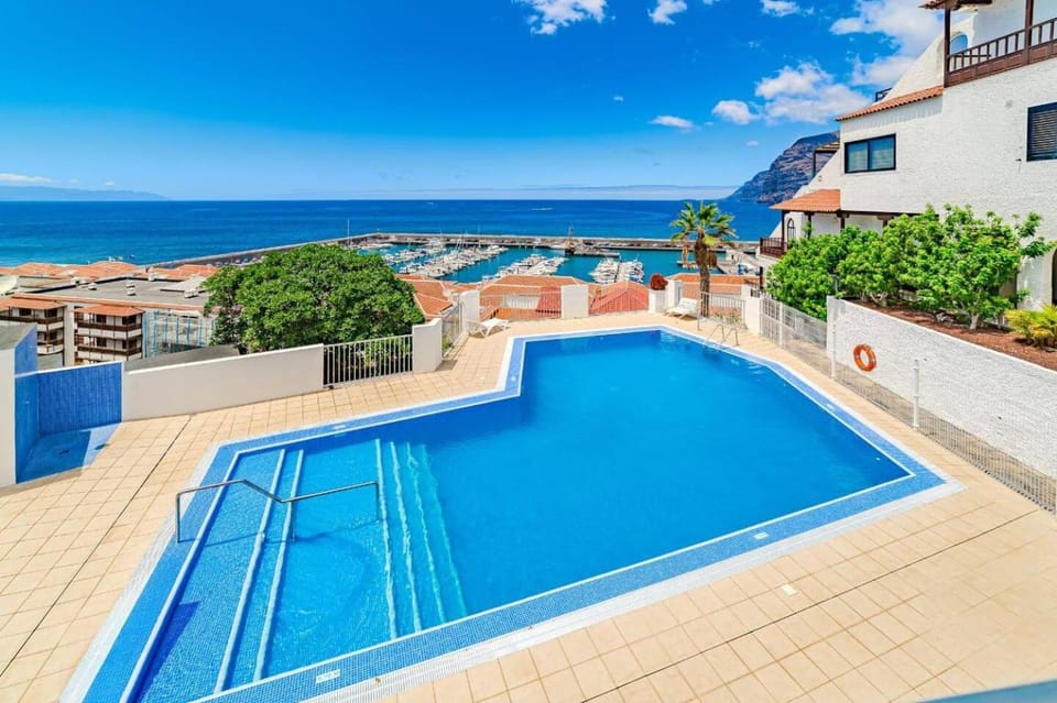 Sunset Dreams by Dream Homes Tenerife Apartment in Acantilados de Los Gigantes