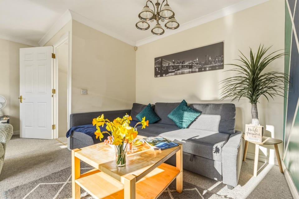 Living room, Photo of the whole room, Decorative detail, Seating area
