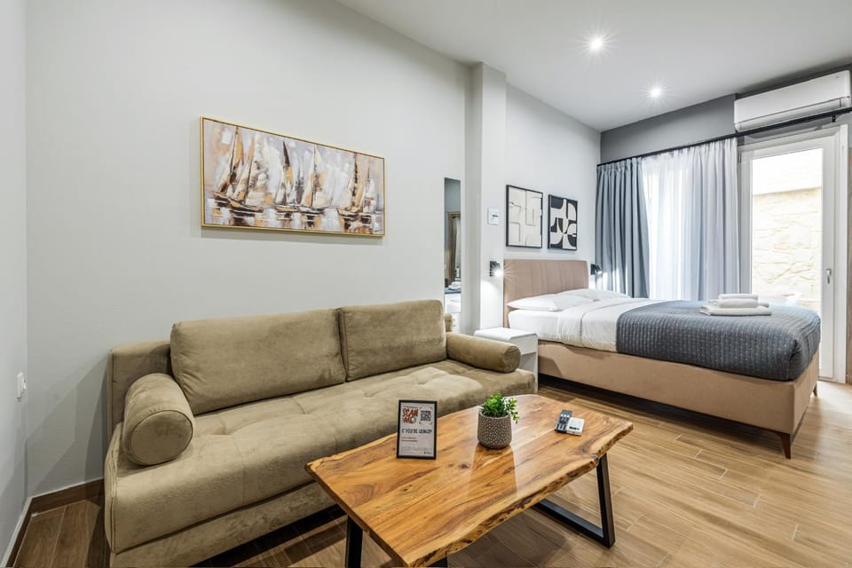 Living room, Bedroom