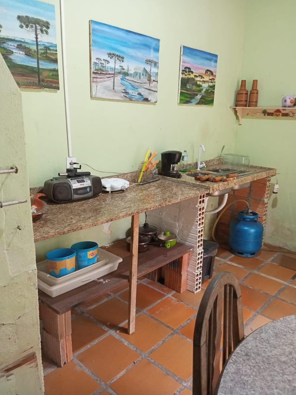 Kitchen or kitchenette