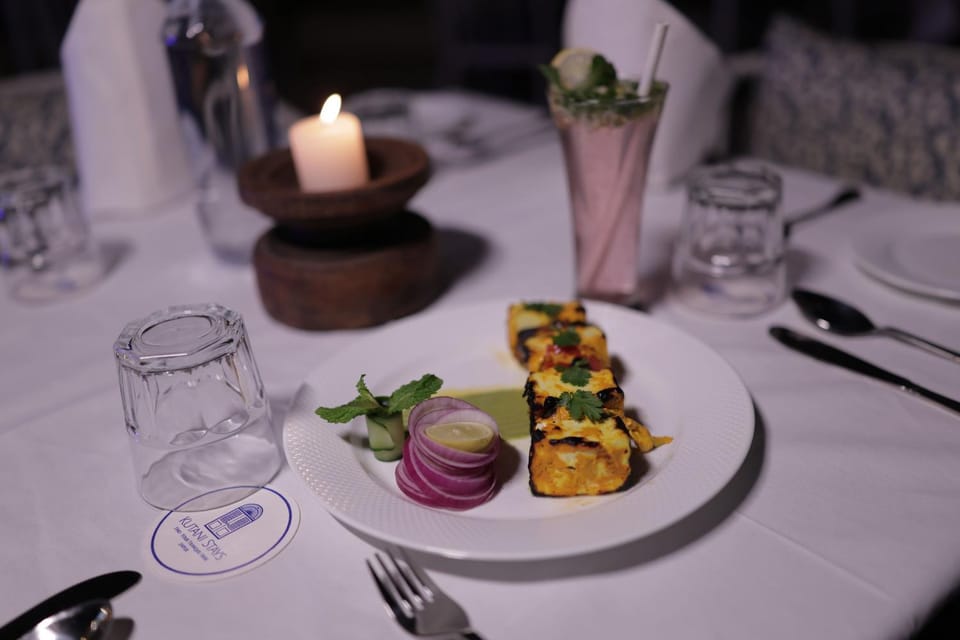 Restaurant/places to eat, Food and drinks, Food, Dinner, Drinks