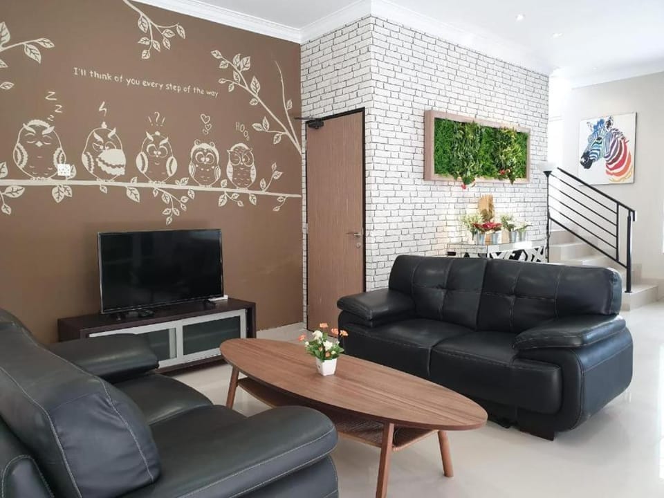 Danka Taman Golf Residence Villa in Riau Islands, Indonesia