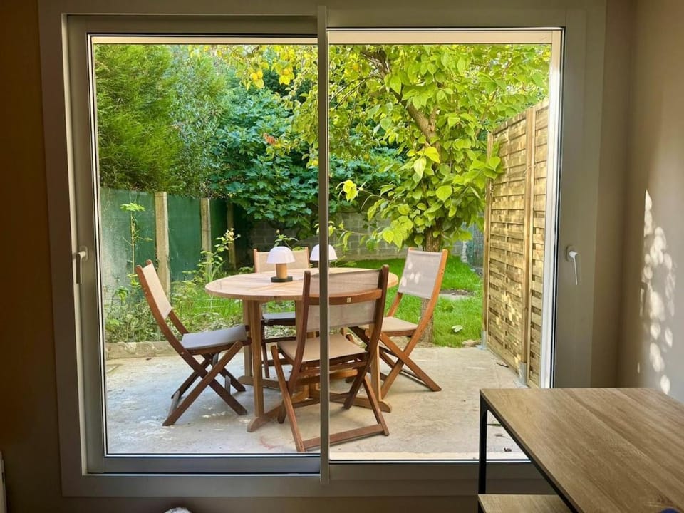 Patio, Garden, Balcony/Terrace, Dining area, Garden view