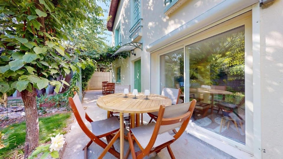 Patio, Garden, Balcony/Terrace, Garden view