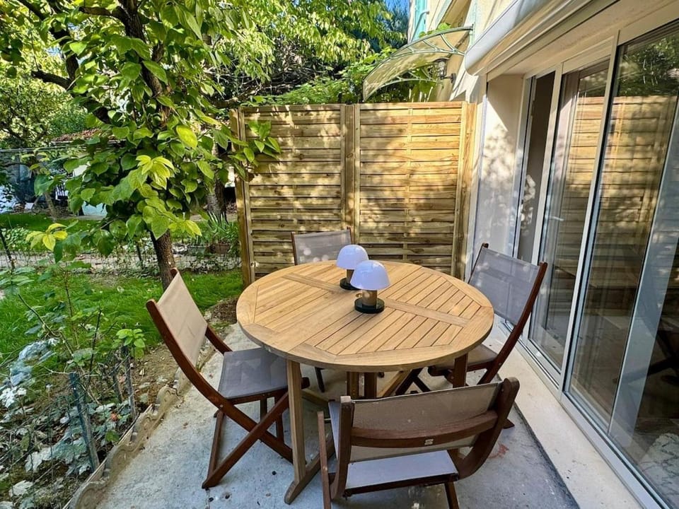 Garden, Balcony/Terrace, Dining area, Garden view